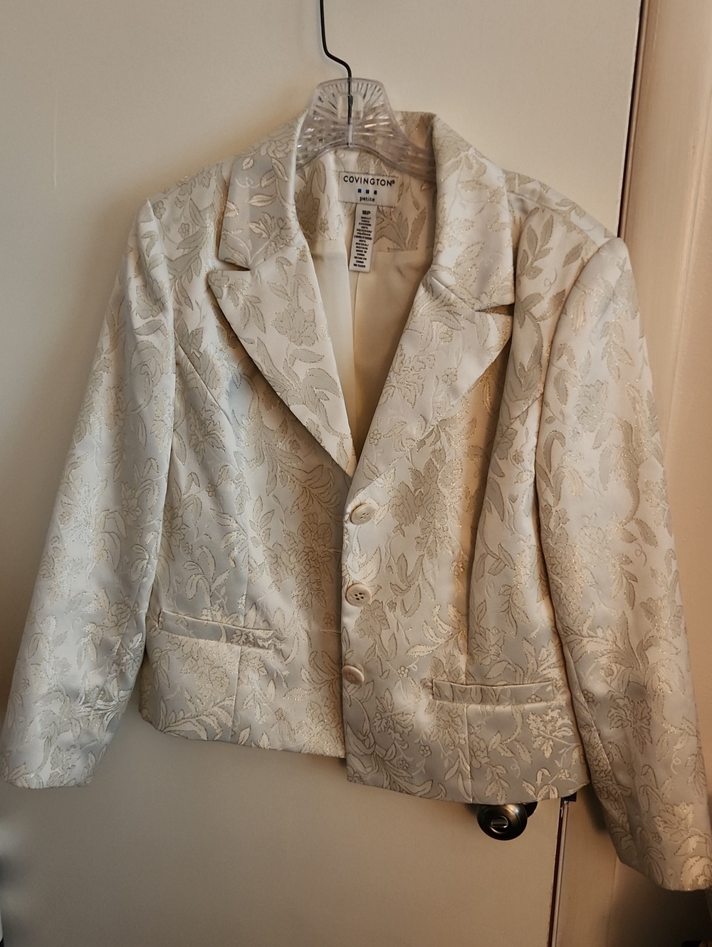 Covington Ivory Floral Jacquard Blazer With Gold Size 16P